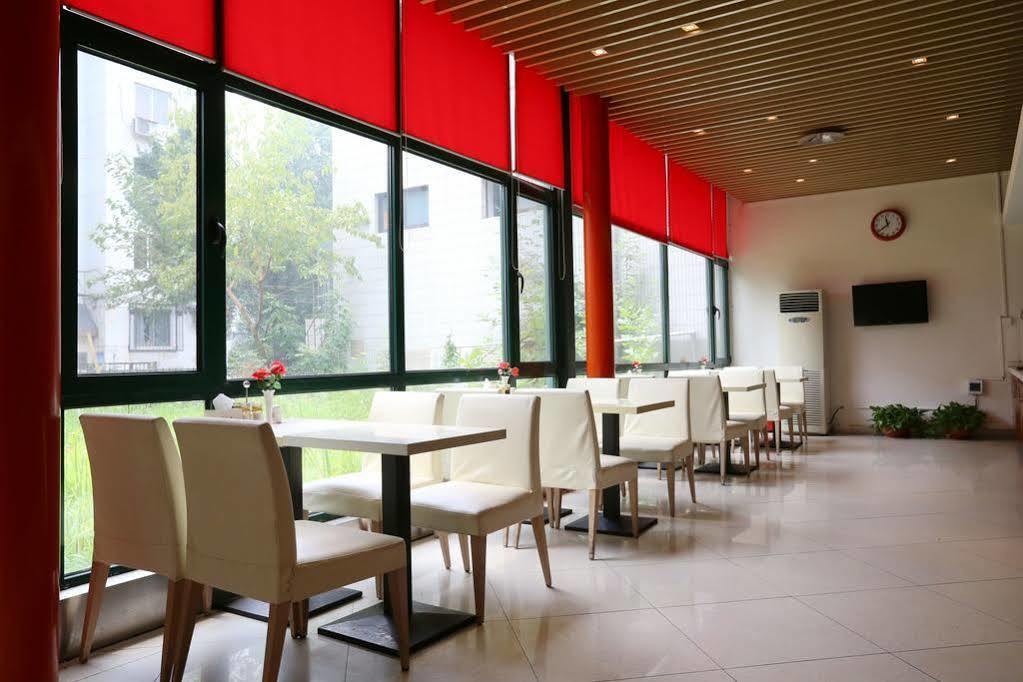Beijing Zhanghe Hotel Экстерьер фото